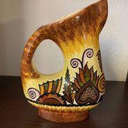 Pichet quimper fouillen faience annees 50/60 forme oblique decor ajoncs