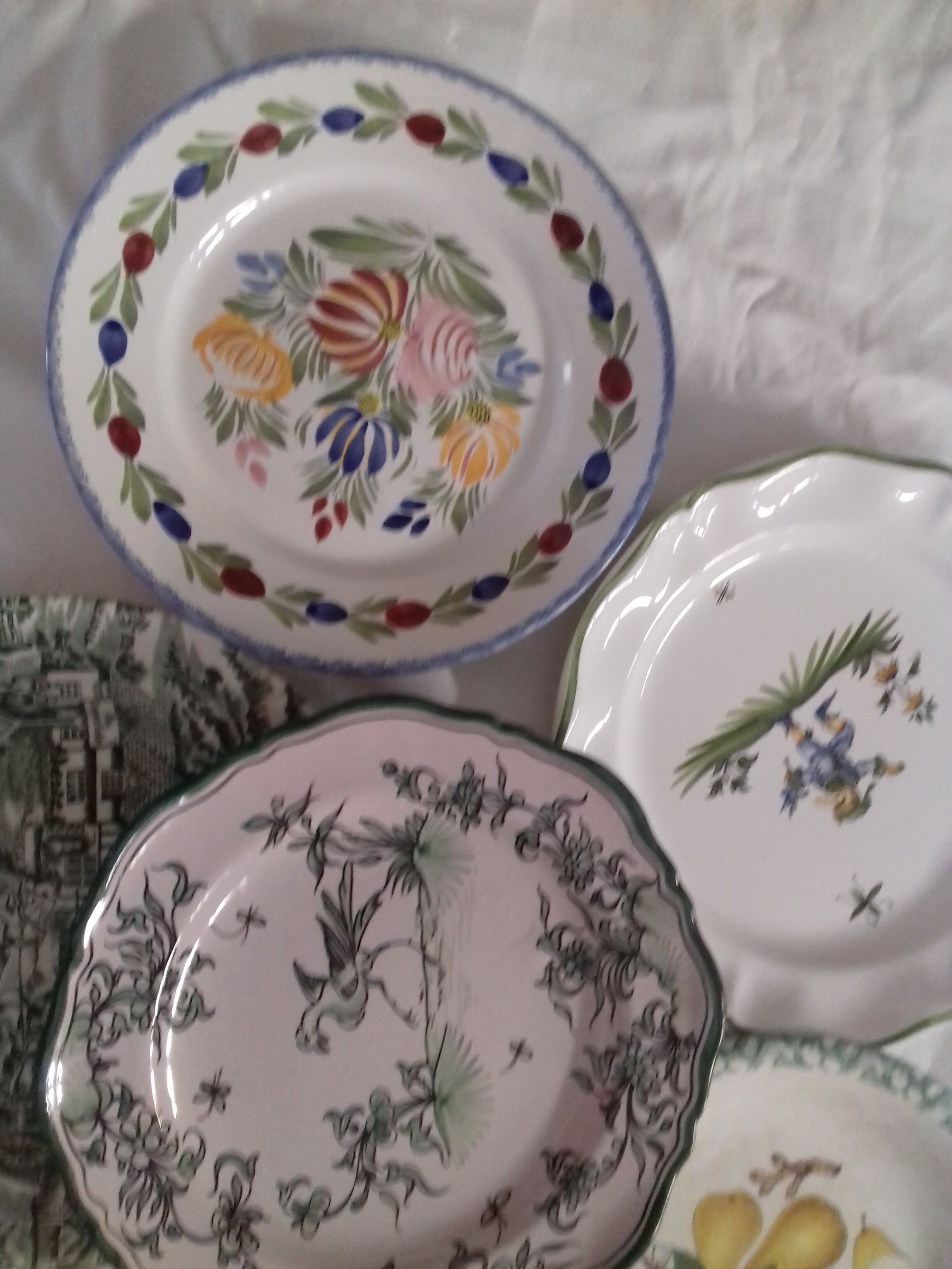 Suite de 6 assiettes rétro vintage vert absinthe