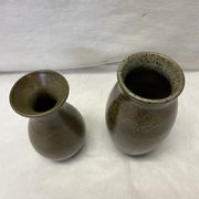 Set of 2 artisanal sandstone vases