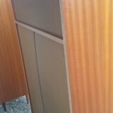 Secretary feet spindles