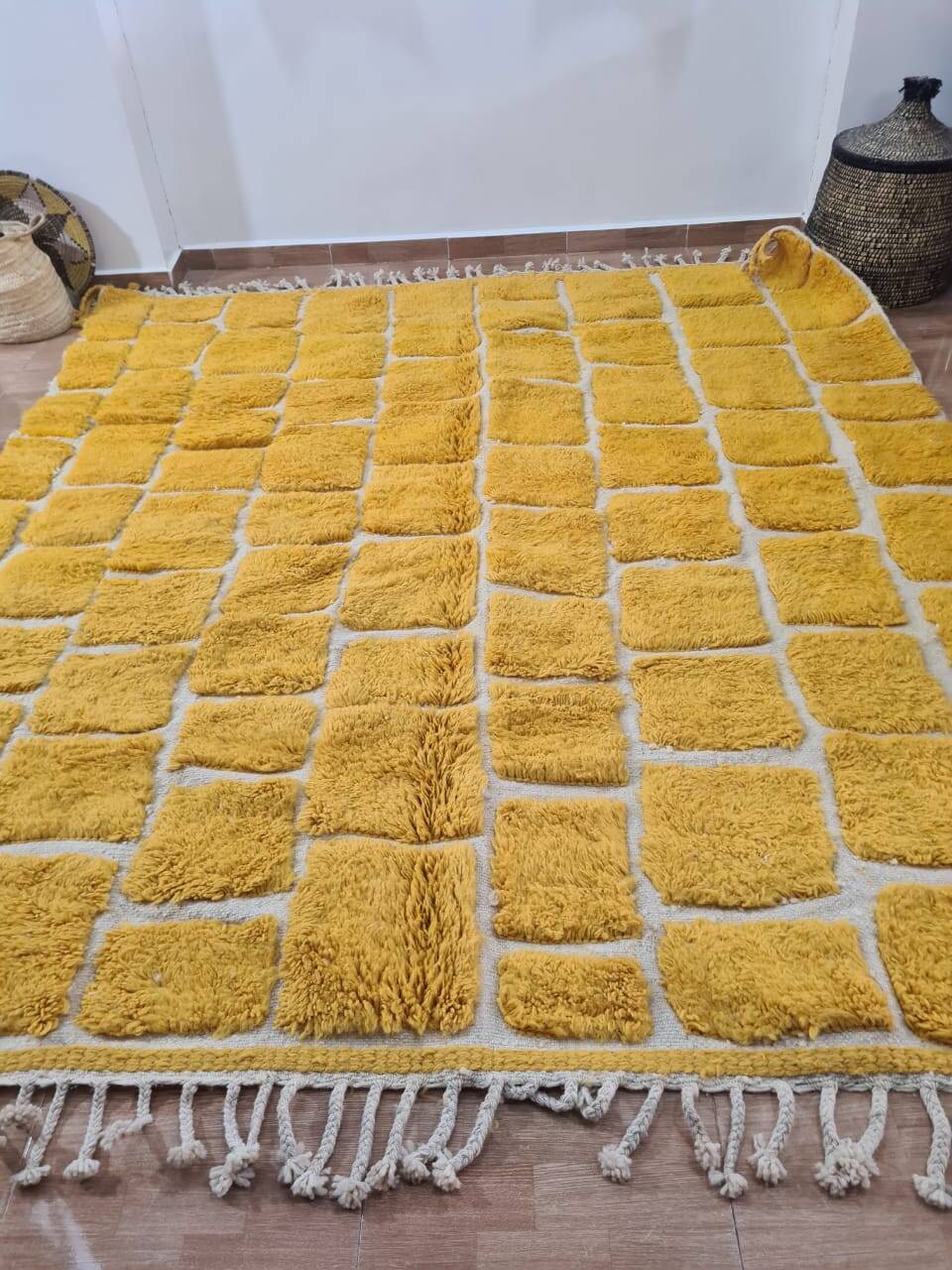 Handmade wool Berber rug 270x230cm