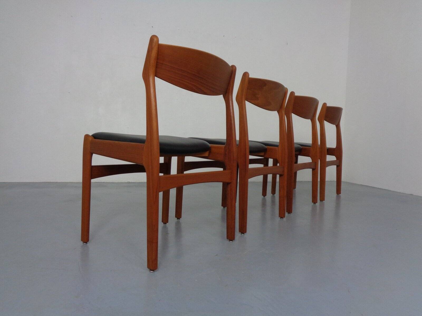 Teak dining chairs by Erik Buch for Od Møbler, 1960s, set of 4.