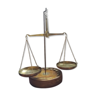 Old 100g trebuchet scale