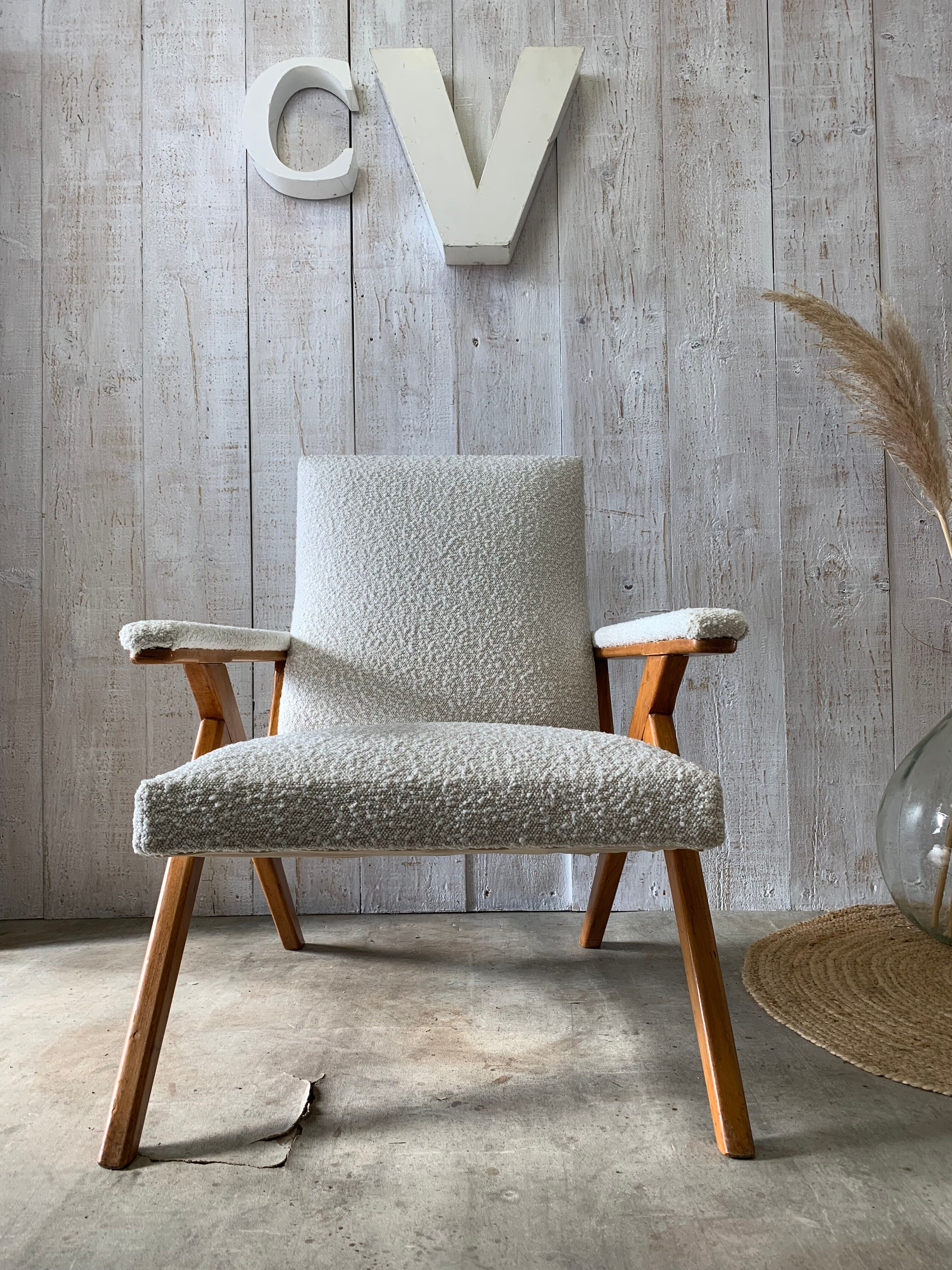 Fauteuil vintage bouclettes