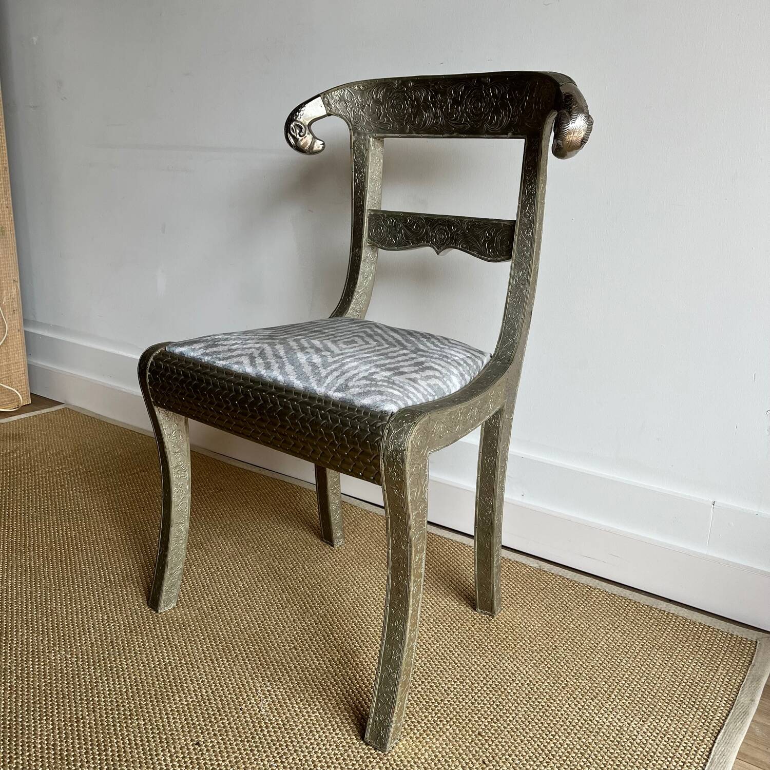 Chaise à tête de bélier anglo-indienne