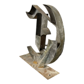 Letter E