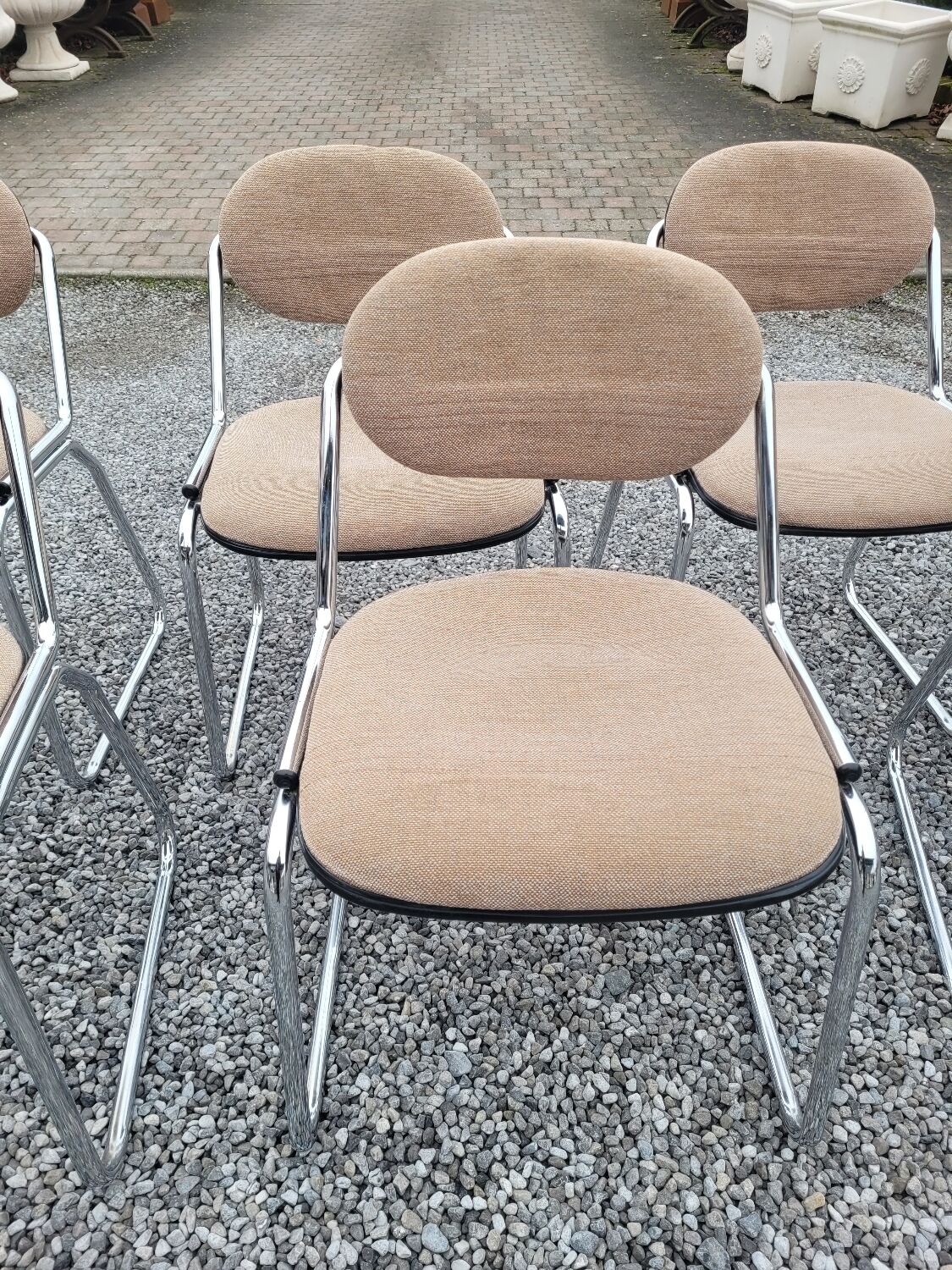 6 chaises de bureau vintage pied chromé dessus tissus