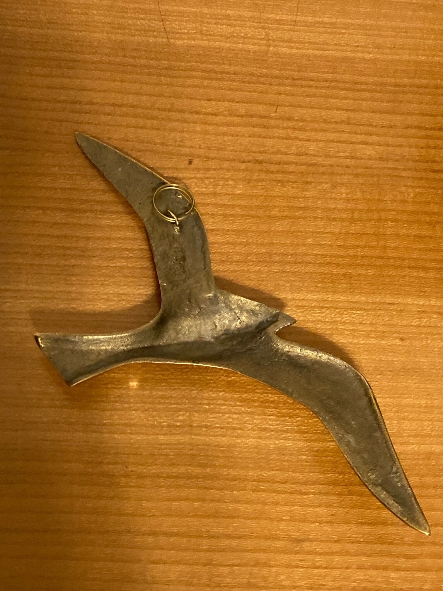 Set of two brass birds to hang