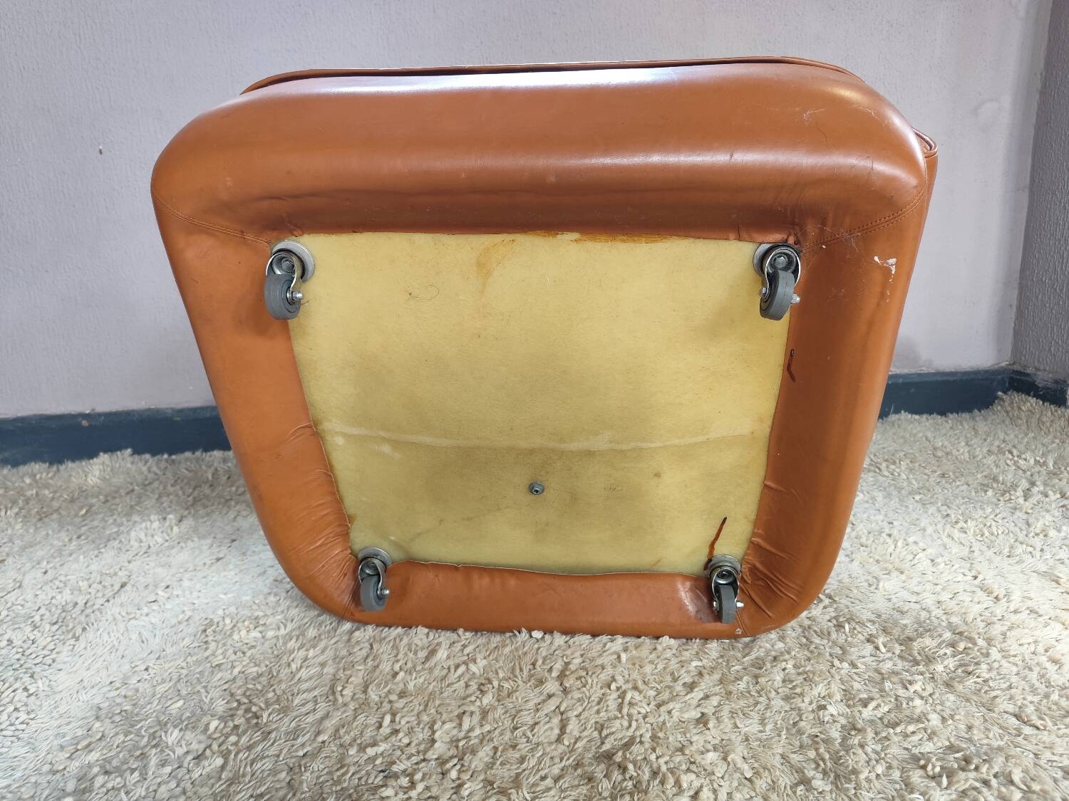 Michel Cadestin leather armchair for Airbone