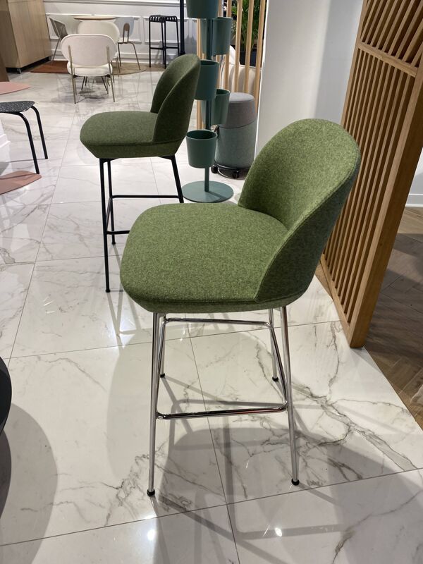 Tabouret Olso Bar stool de la marque muuto