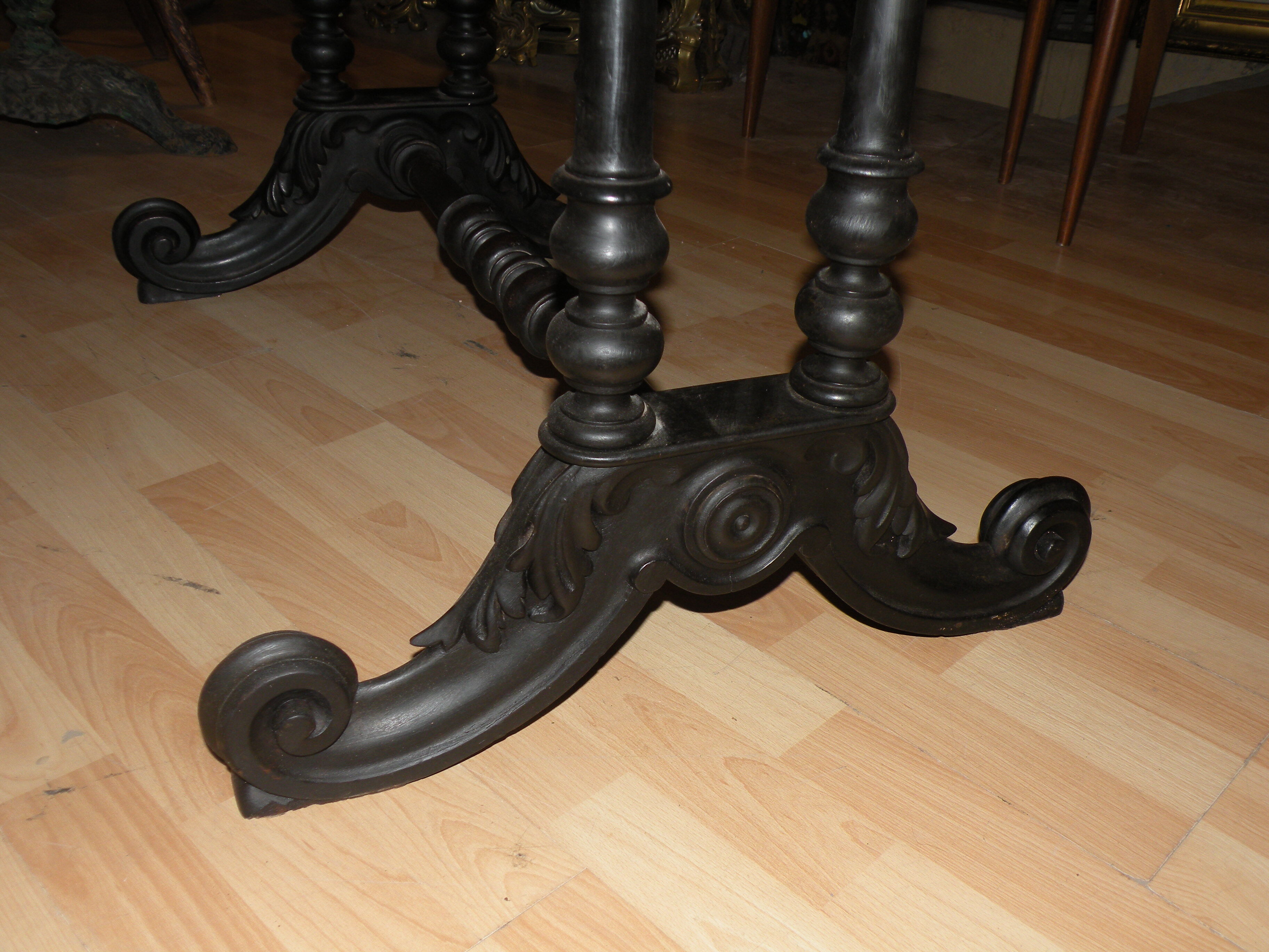 Table d'Auberge period XIX eme Napoleon 3, entirely original