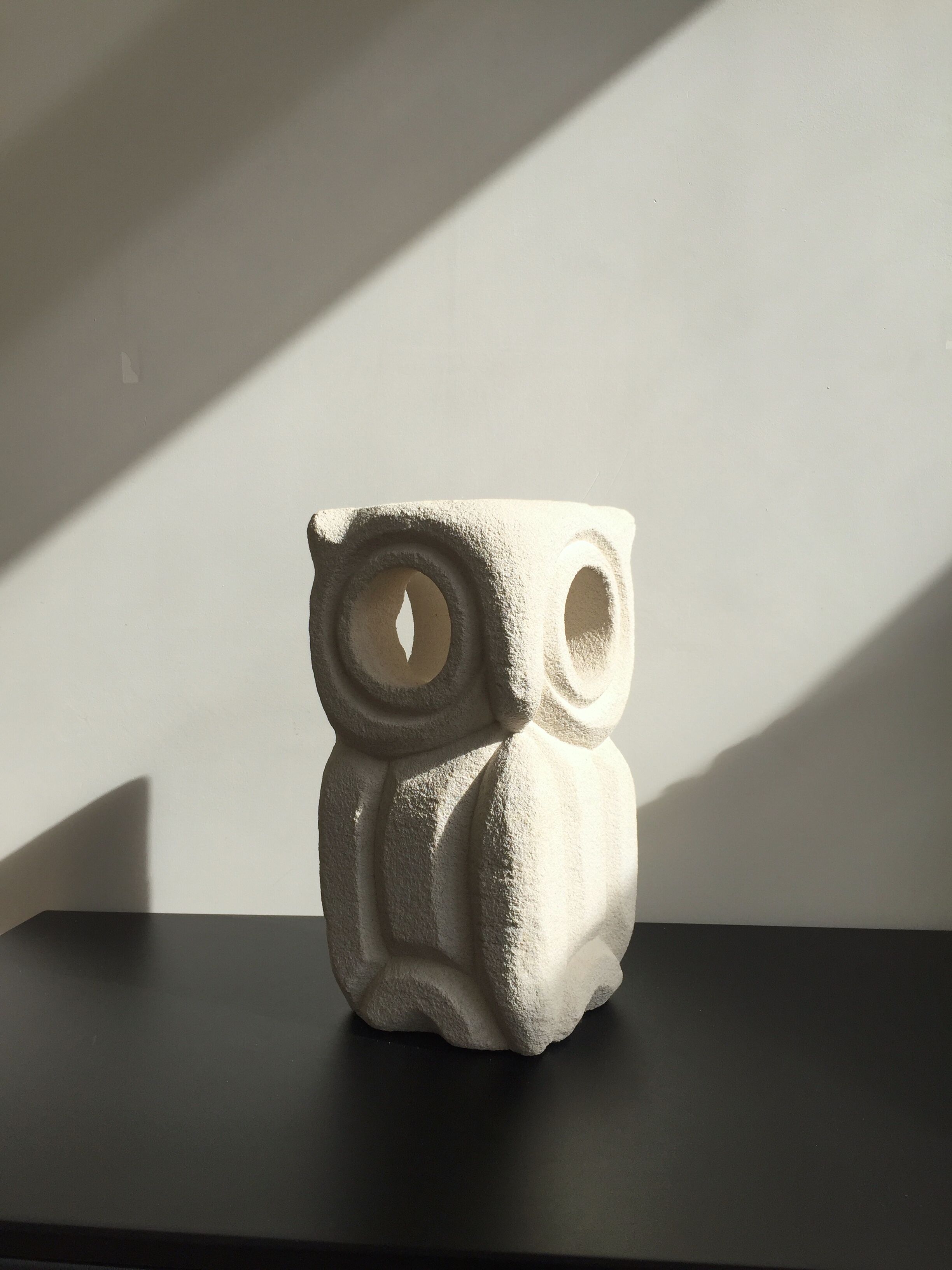 Albert Tormos stone owl lamp