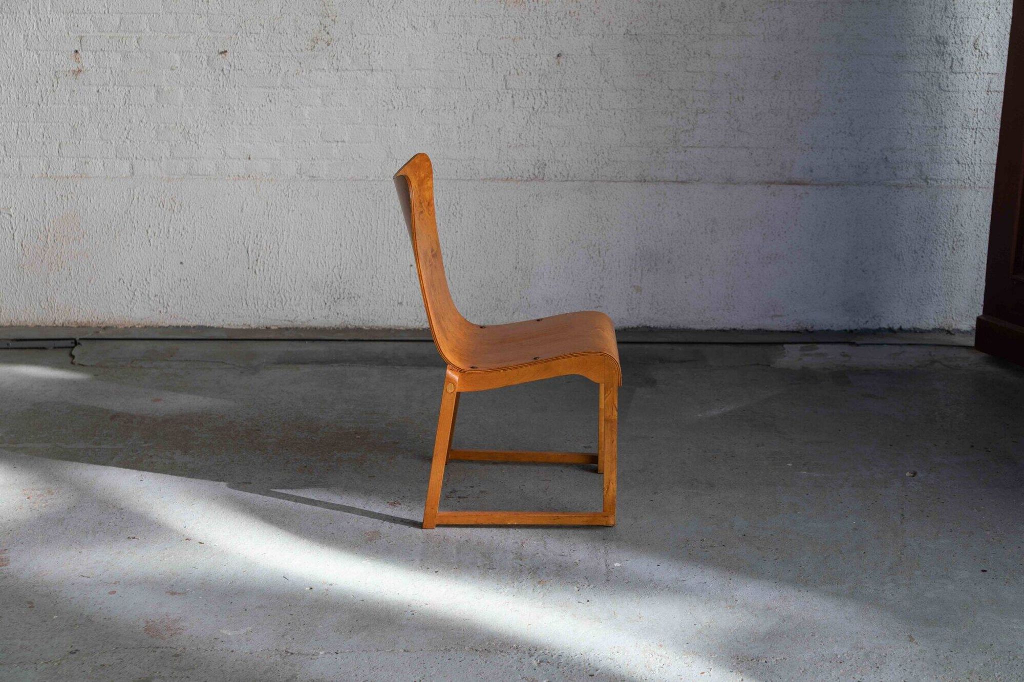 Ensemble de 6 chaises de salle à manger par Axel Larsson