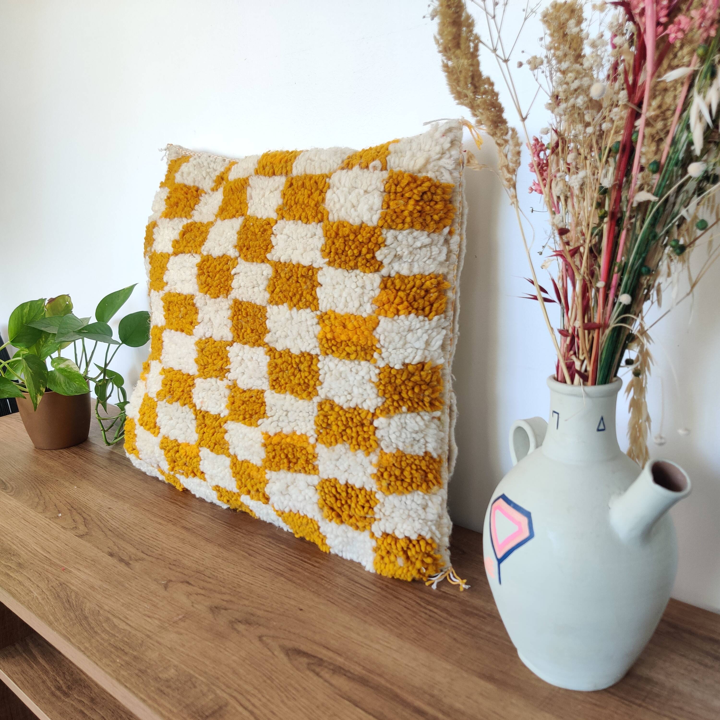 Berber Cushion Yellow Checkerboard Béni Ouarain