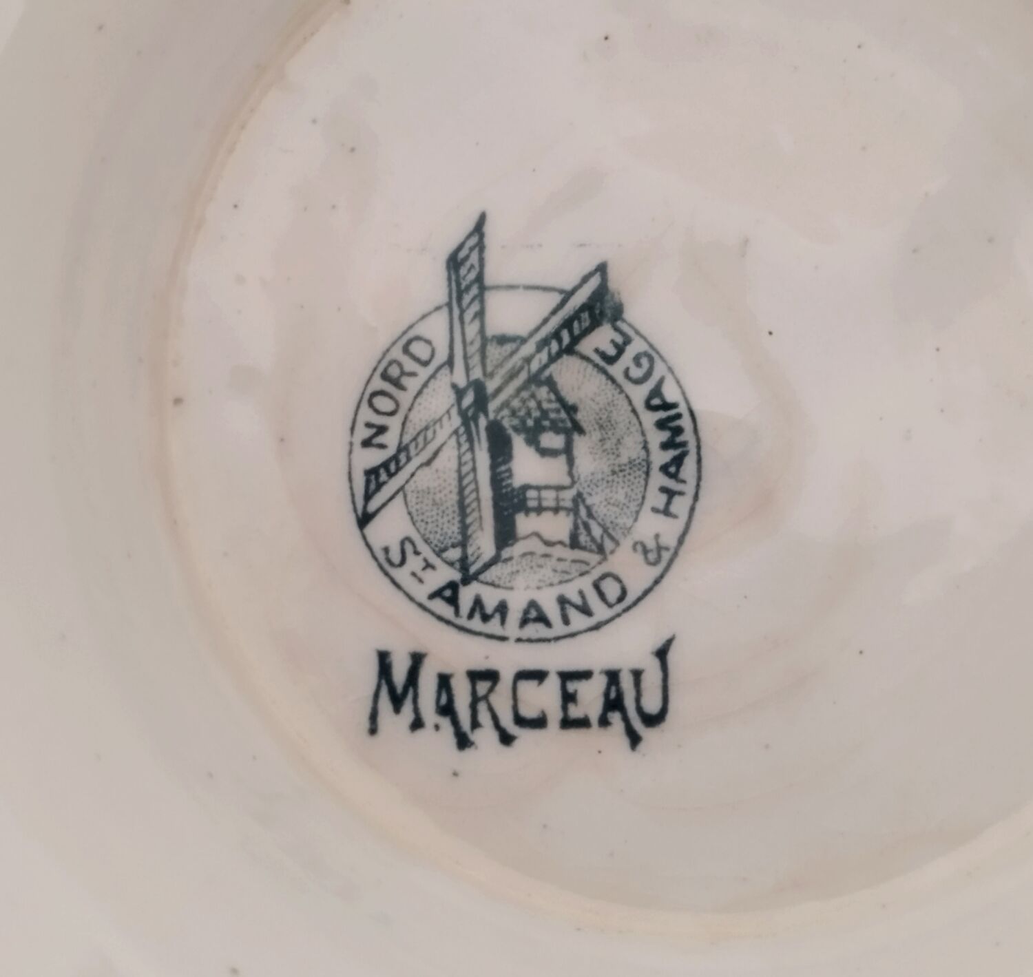 Vegetable soup tureen Old earthenware Saint Amand and Hamage Model Marceau