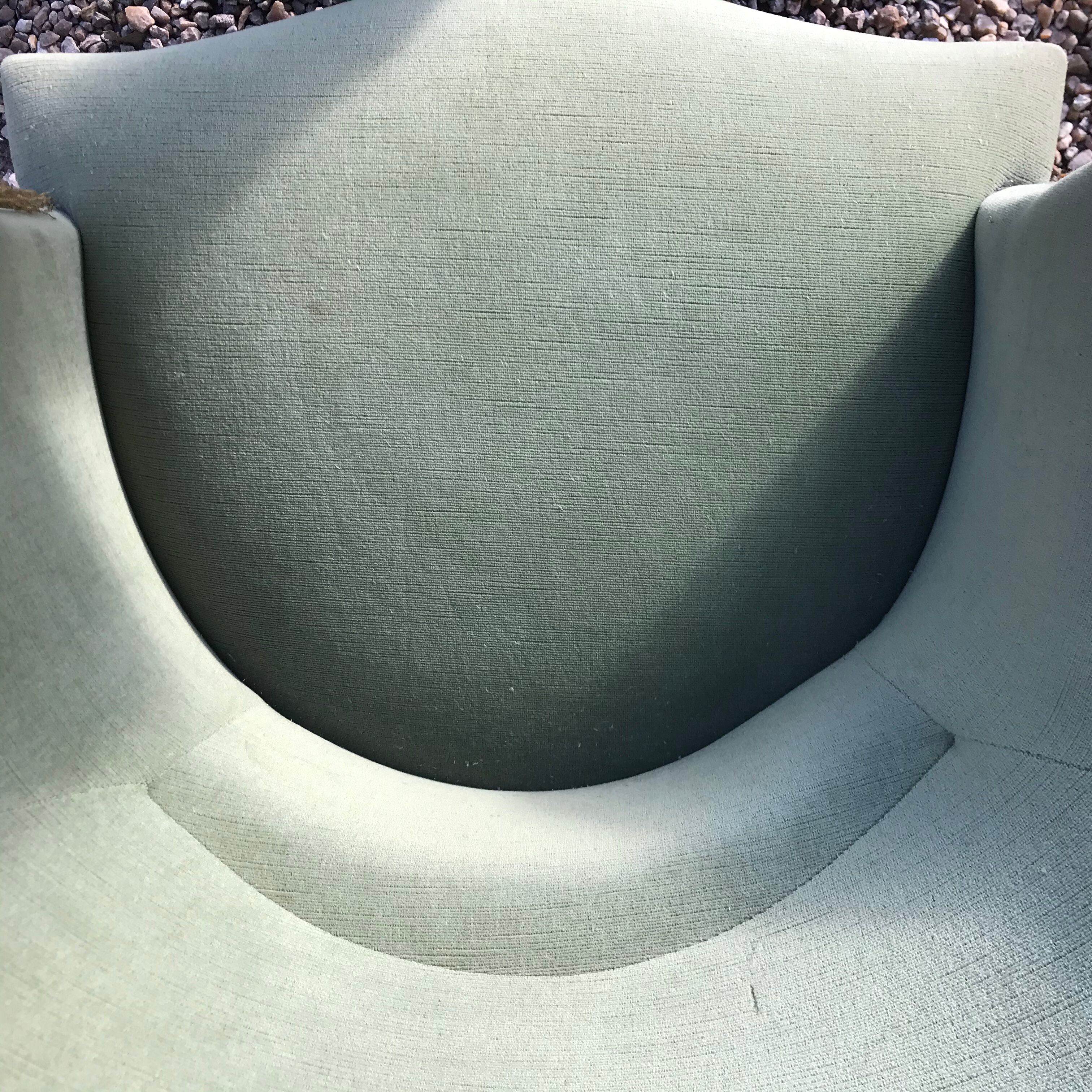 Toad armchair
