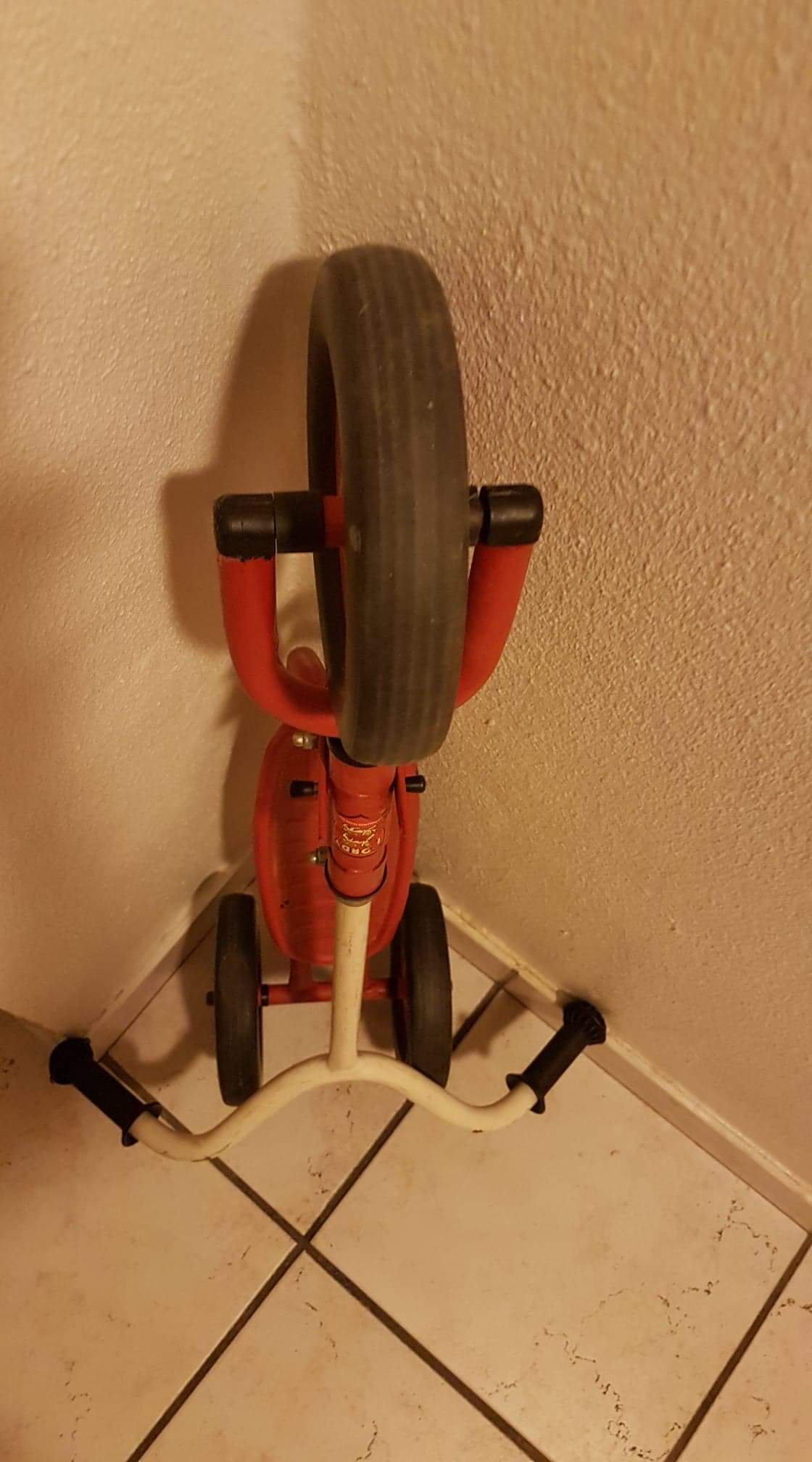 Trottinette pliable 3 roues Nordy rouge et blanche