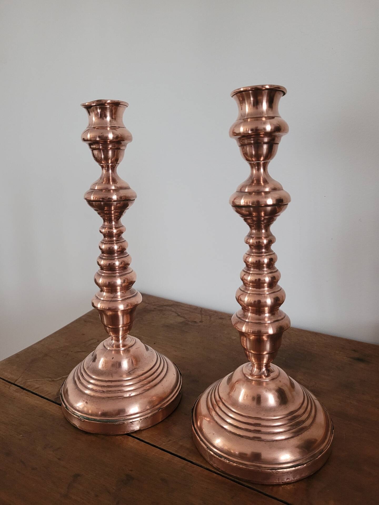 Lot de 2 bougeoirs en cuivre