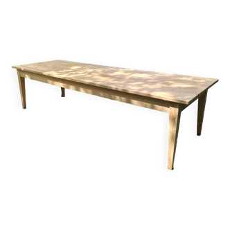 Farmhouse style table