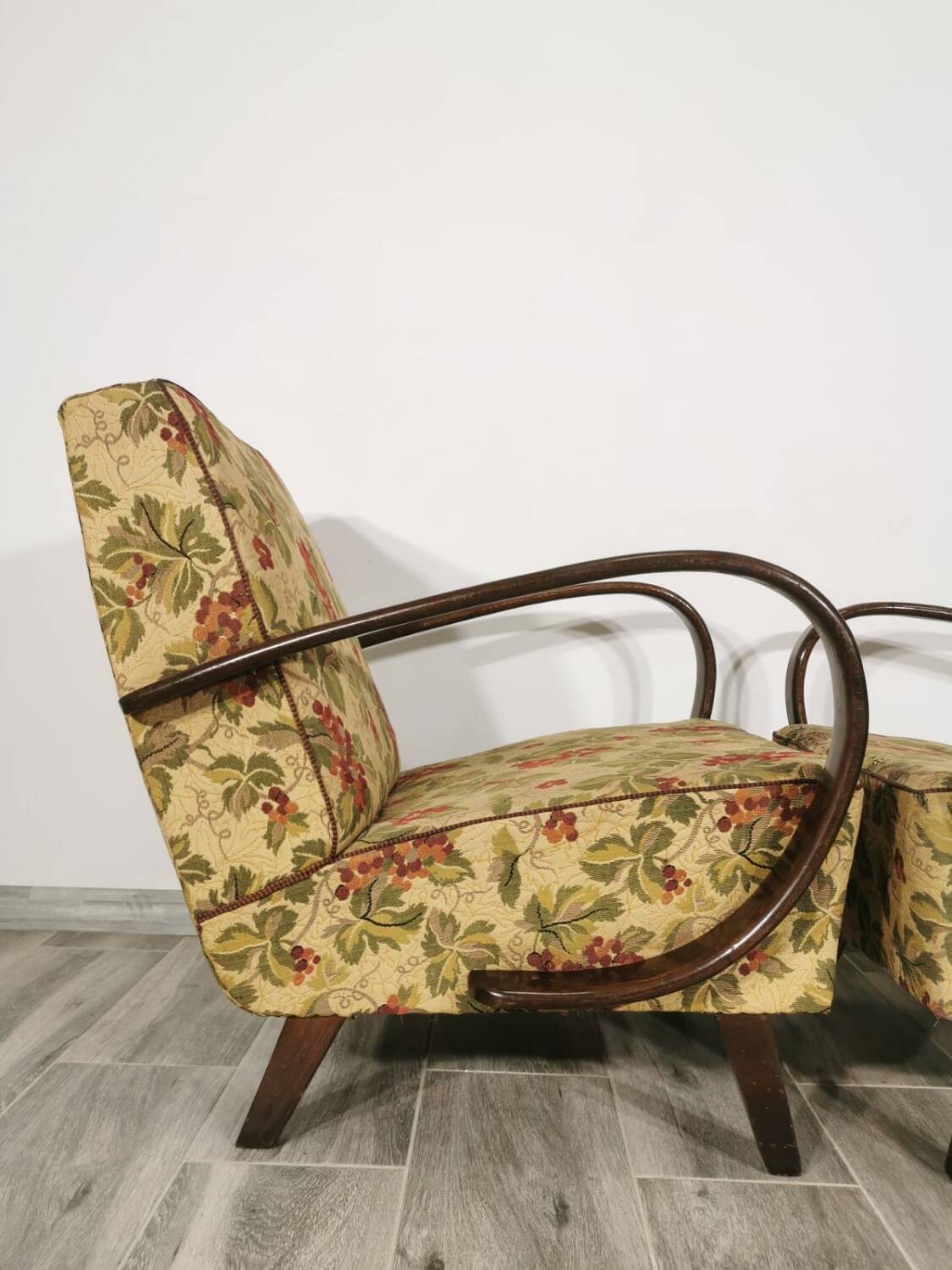 Art deco armchair by Jindrich Halabala