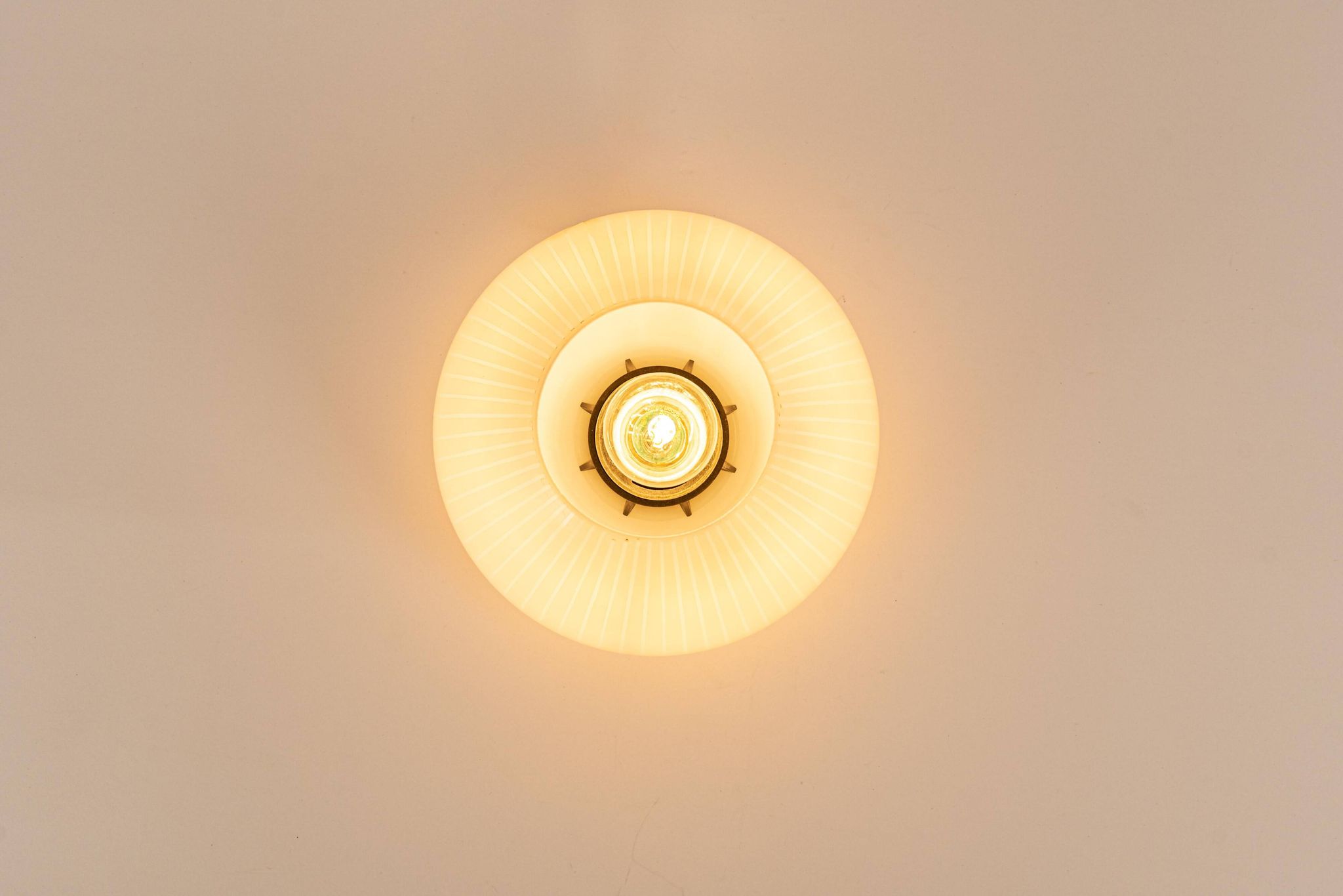 Small lamp designed by Wagenfeld Peill & Putzler, Juno, Germany, 1950s.