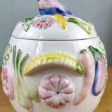 Large slip storage jar