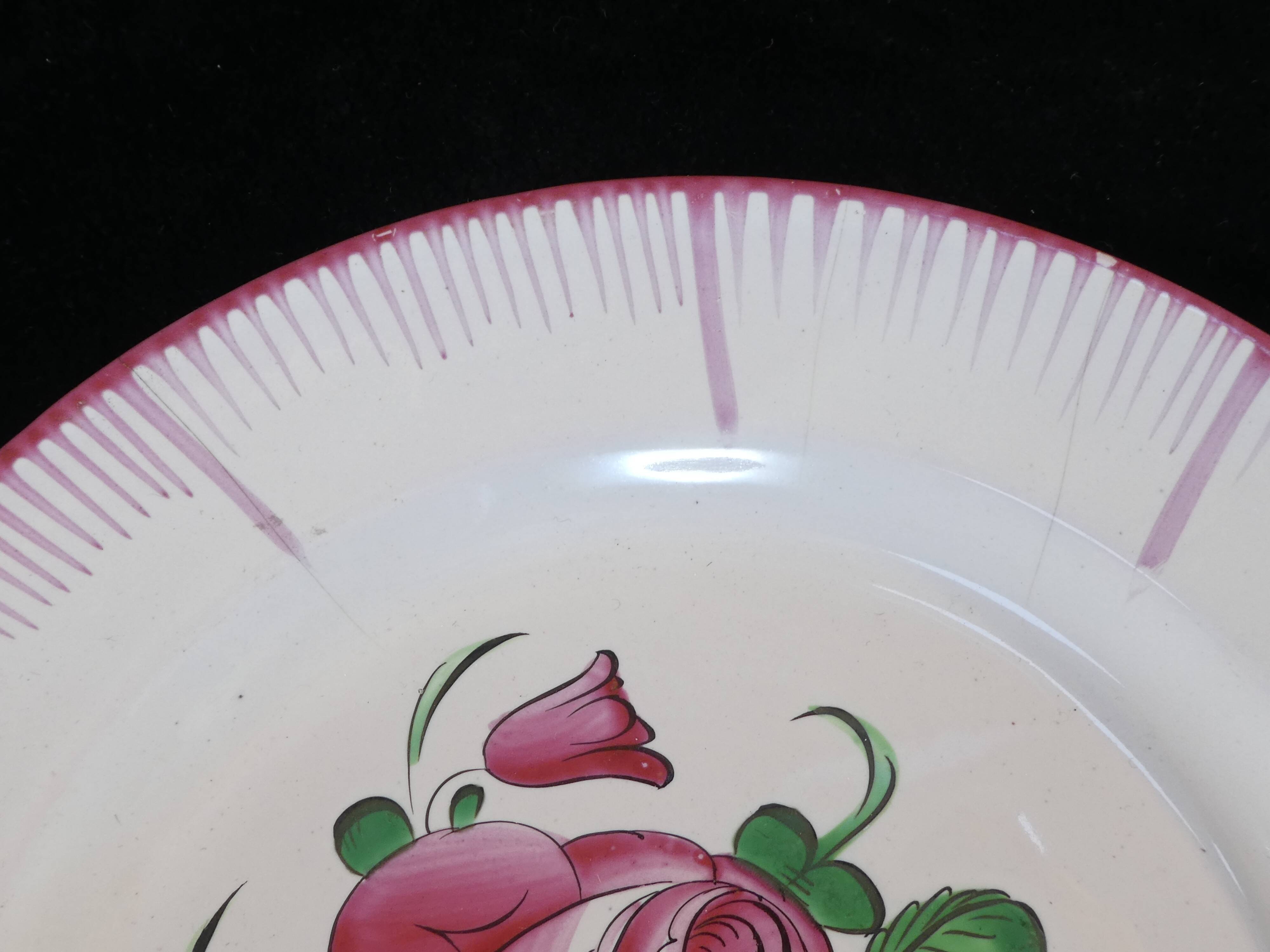 Set of 2 Plates in Faience de l'est pink red 19th LUNEVILLE / ST CLEMENT