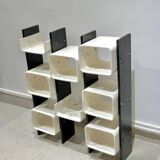 fiber and wood Shelf