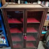 Showcase library with Louis XVI key