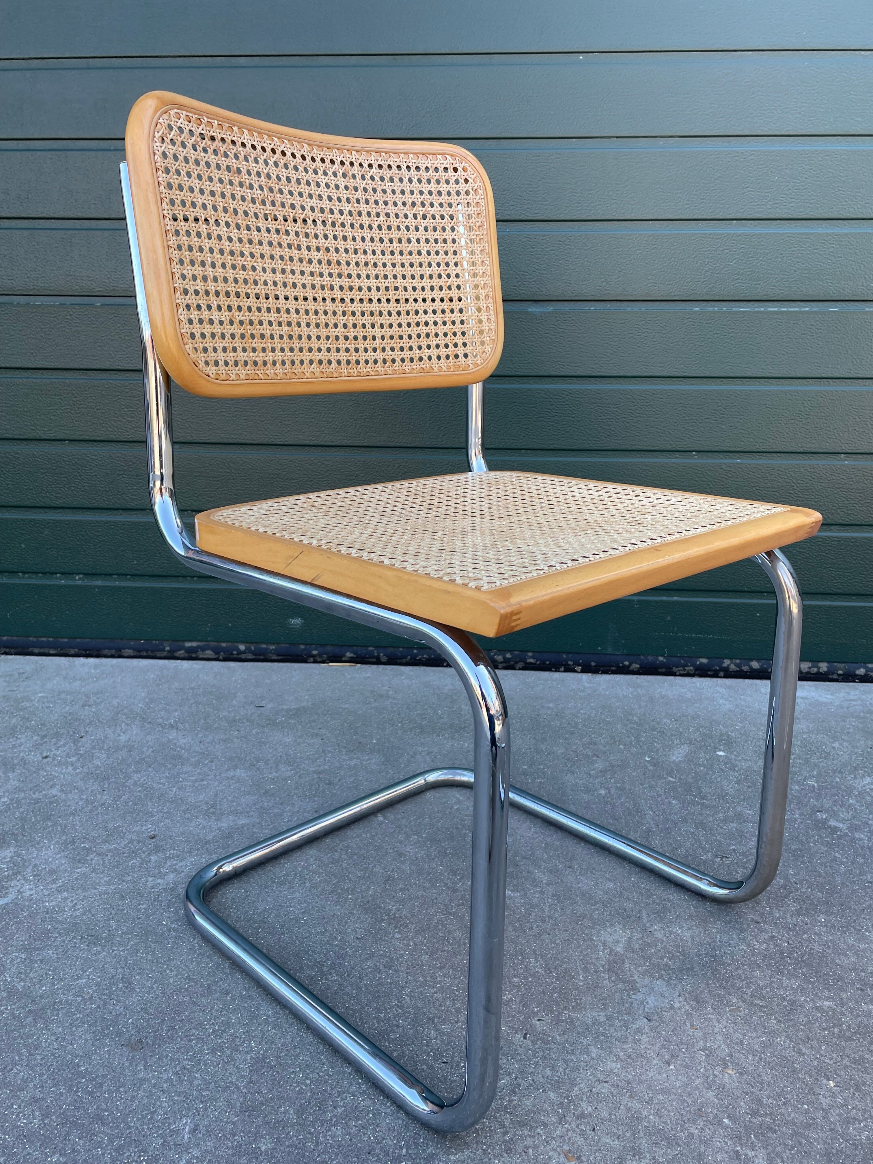 Set of 4 vintage Chairs model Cesca B32 designed by Marcel Breuer Design