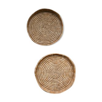 2 round wicker baskets