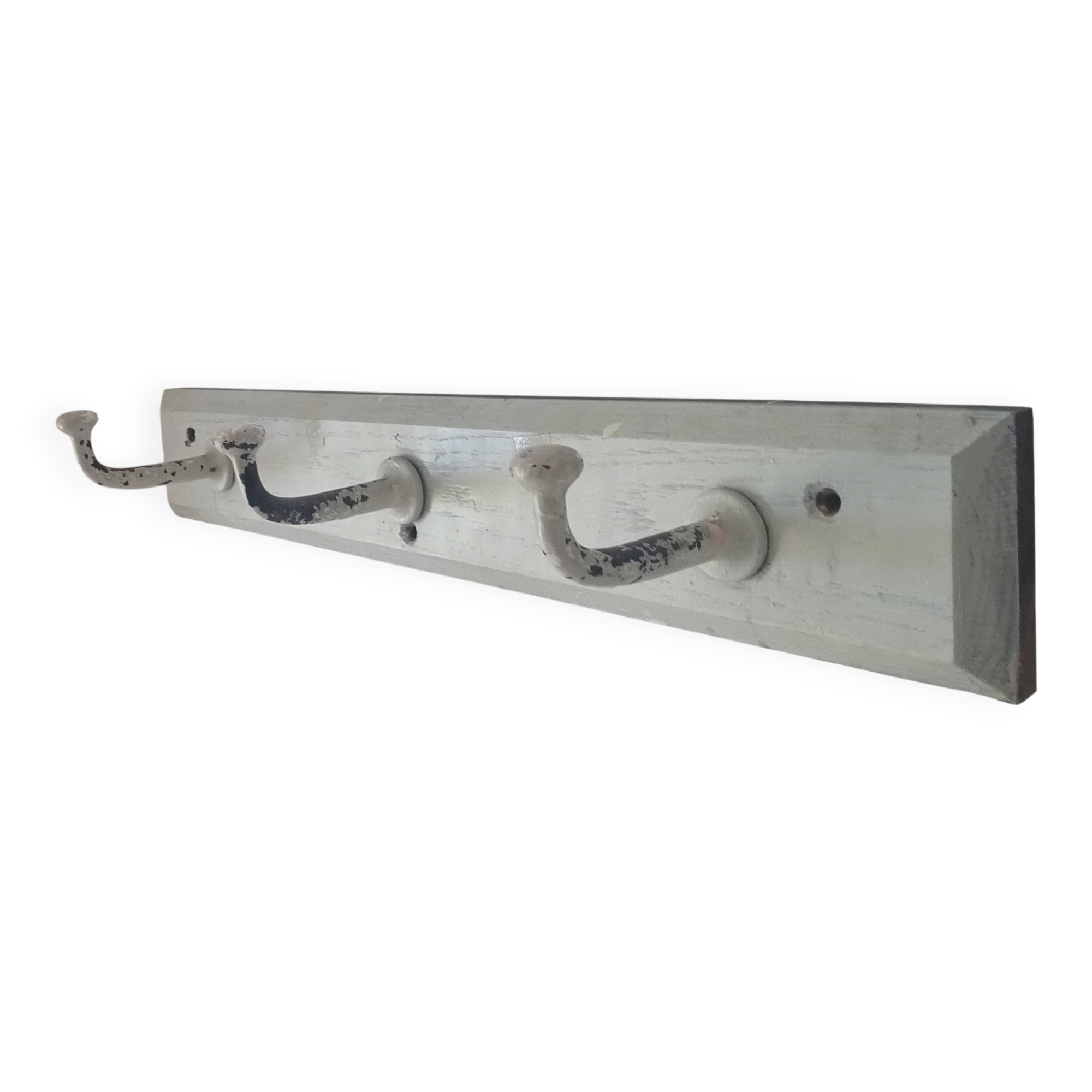 Vintage wall coat rack from the 1930s/1940s.