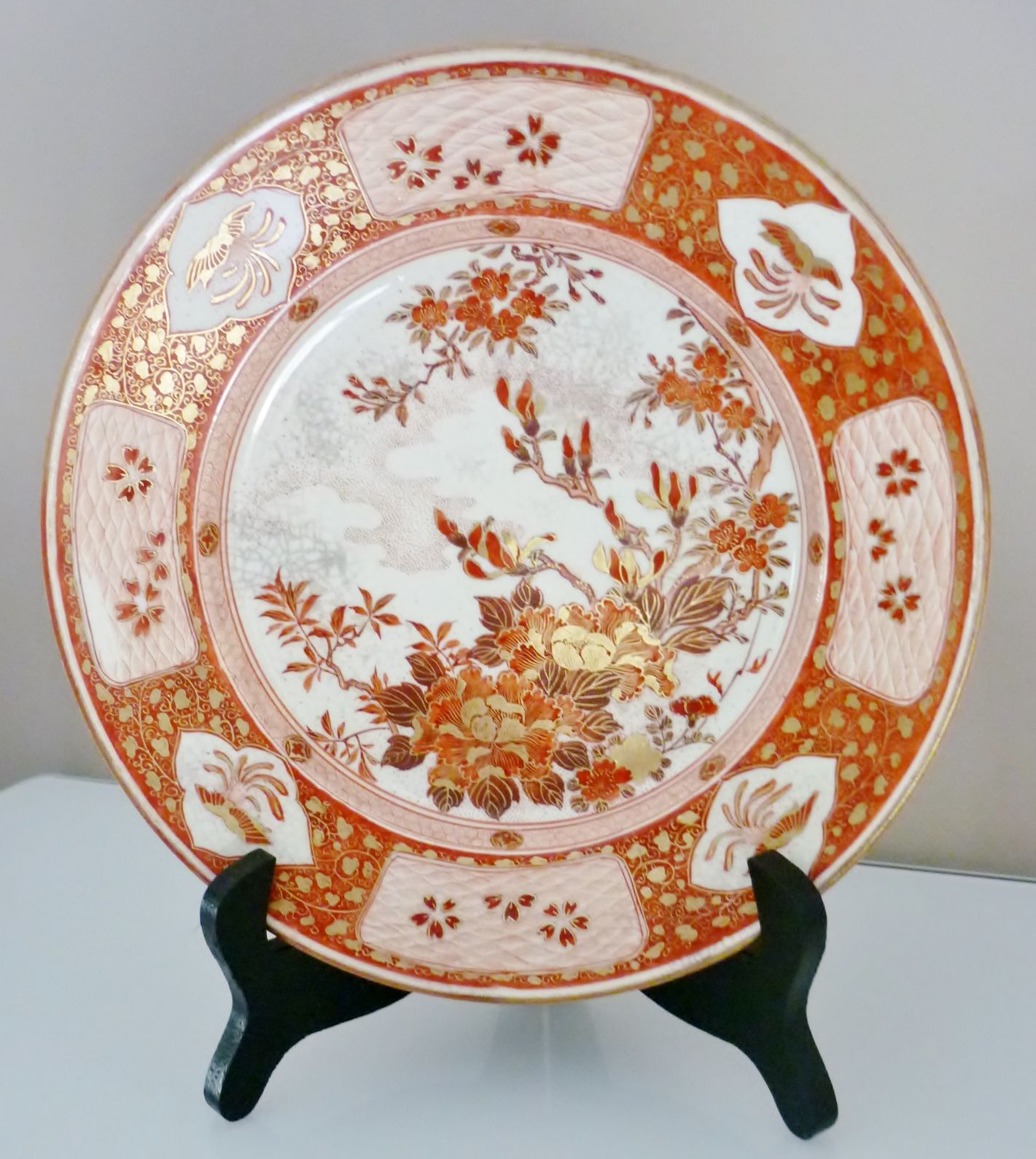 Old nineteenth century plate, Japan Kutani, signed, red and gold