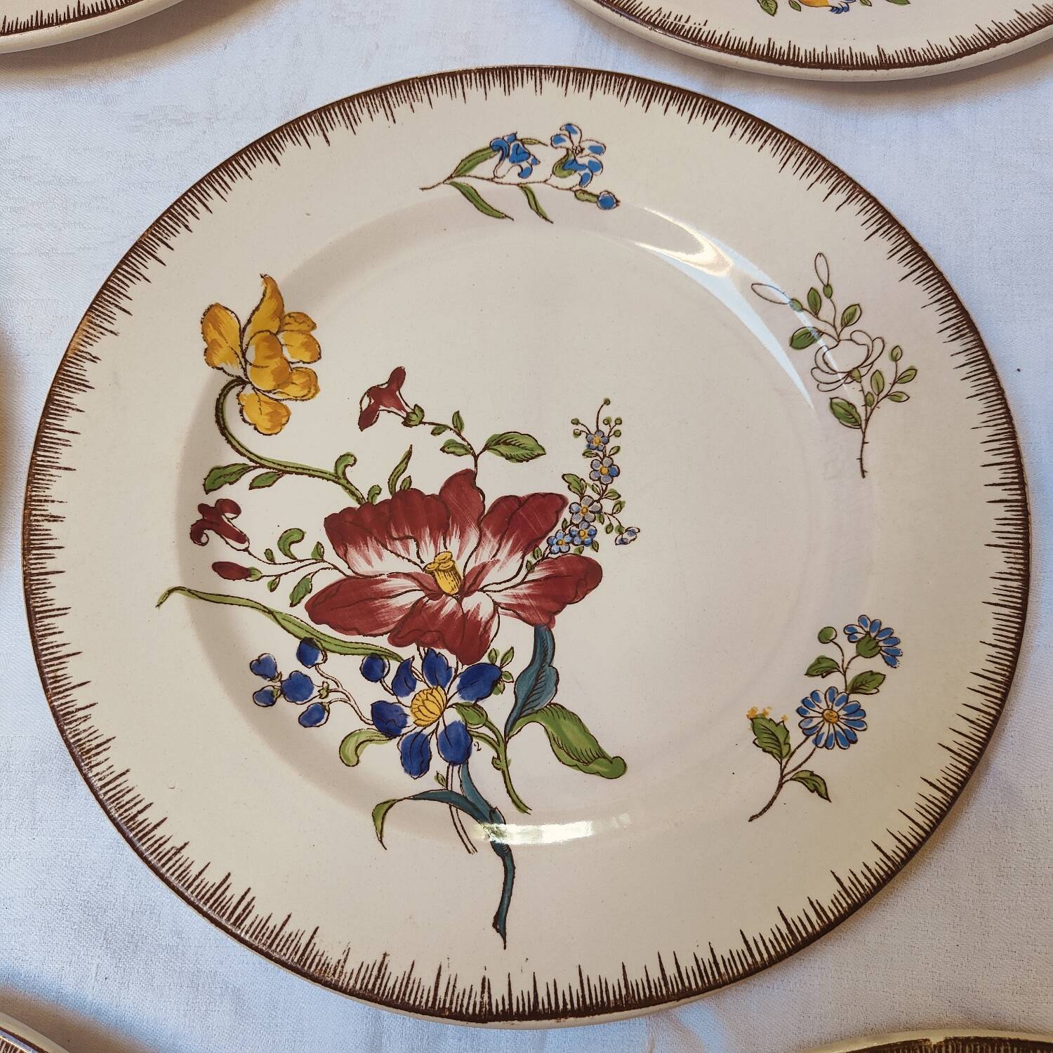 Flat plates late 19th century Joseph Hannong