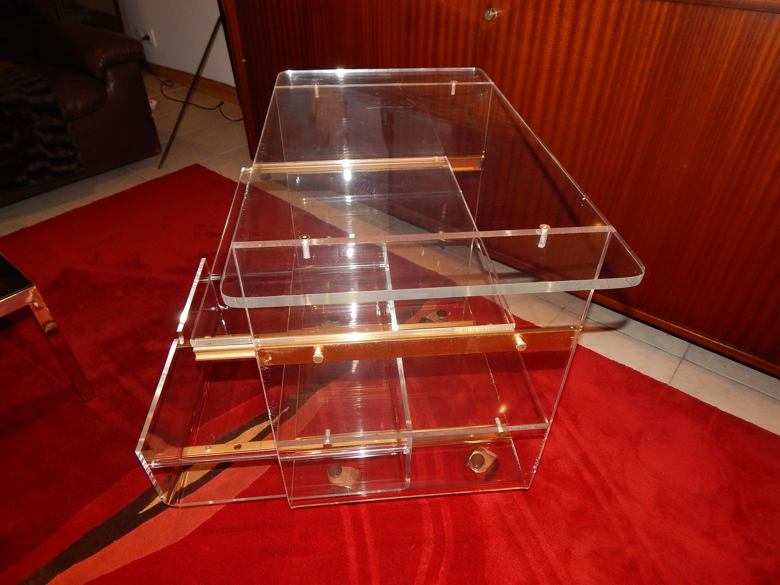 David Lange's altuglass serving table