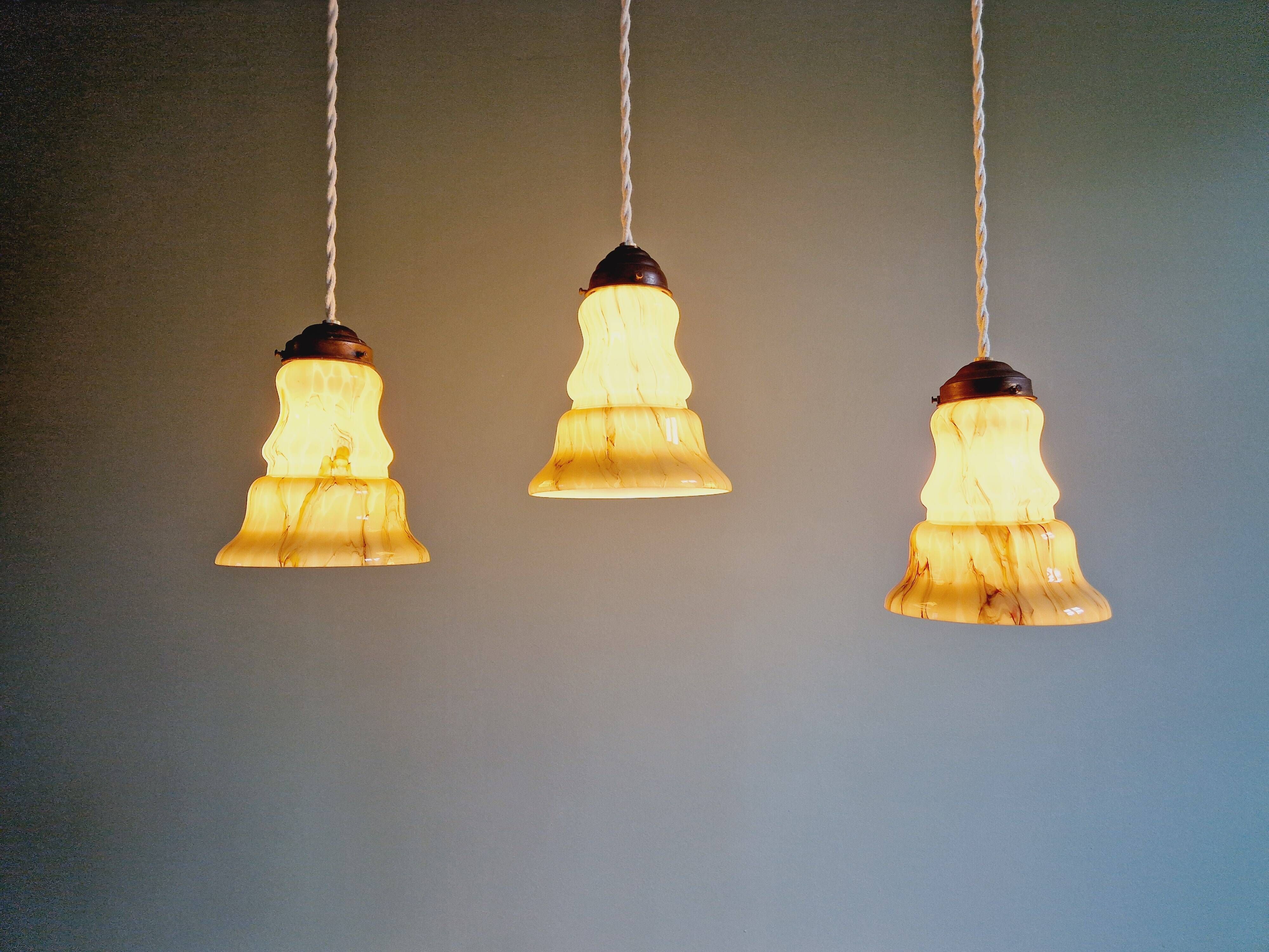 Art Deco pendant light in marbled opaline glass, 1920s-30s