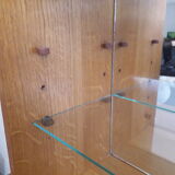 Wall display case in vintage oak veneer