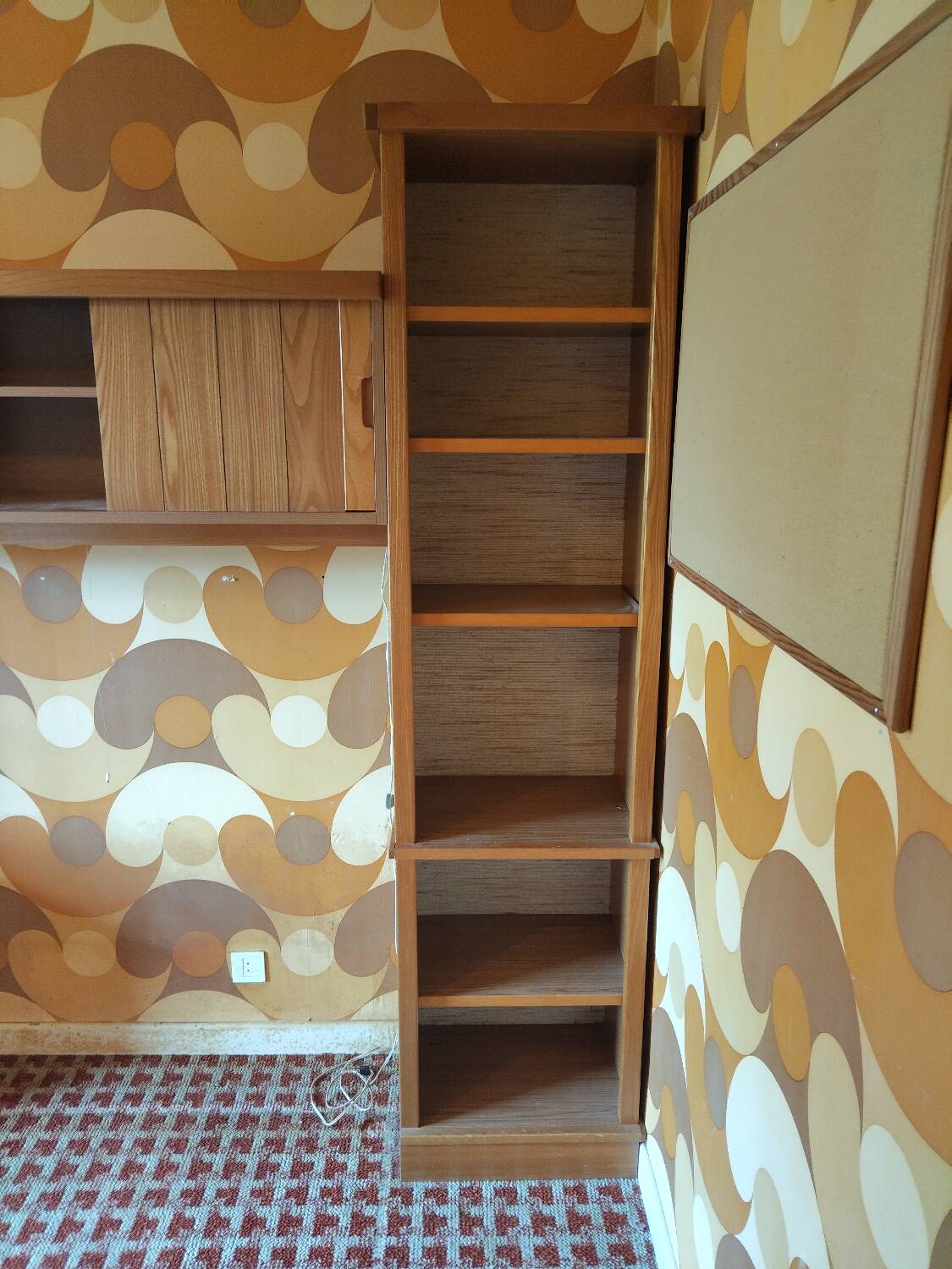Vintage 1970s wall unit – integrated desk & storage – esprit