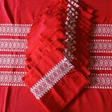 Tablecloth + 12 old napkins