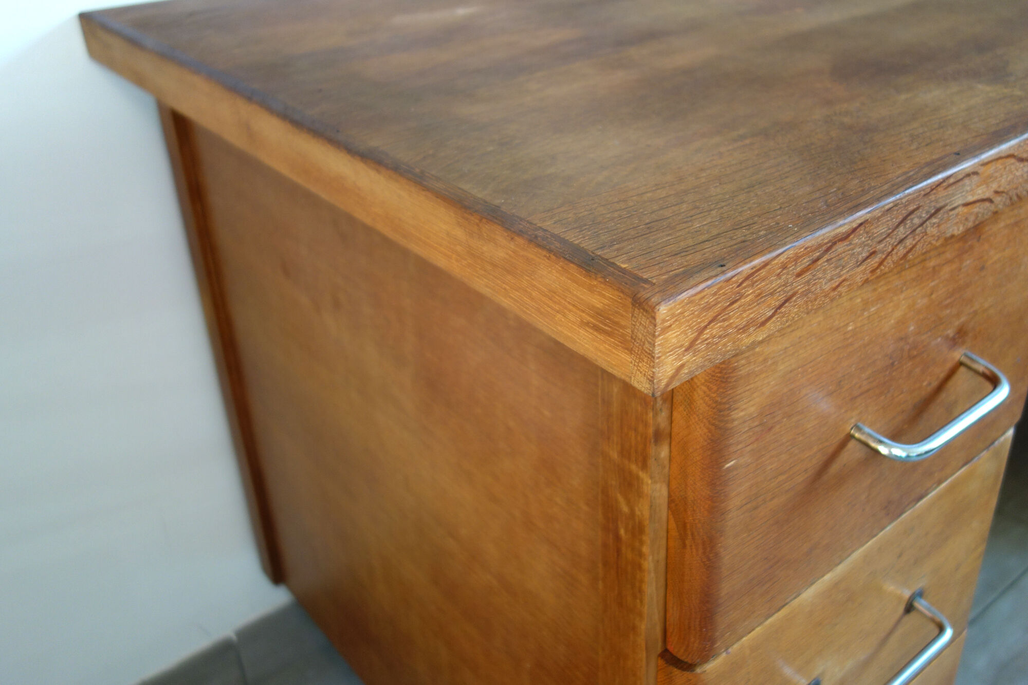 Vintage schoolmaster office