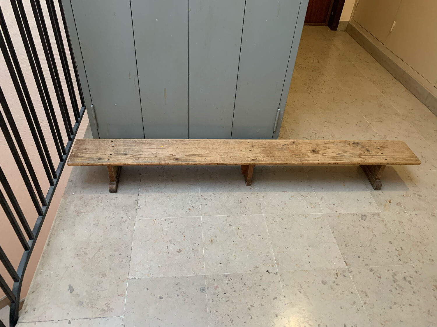 Banc ancien en bois