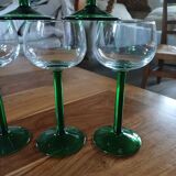 6 verres anciens à vin blanc