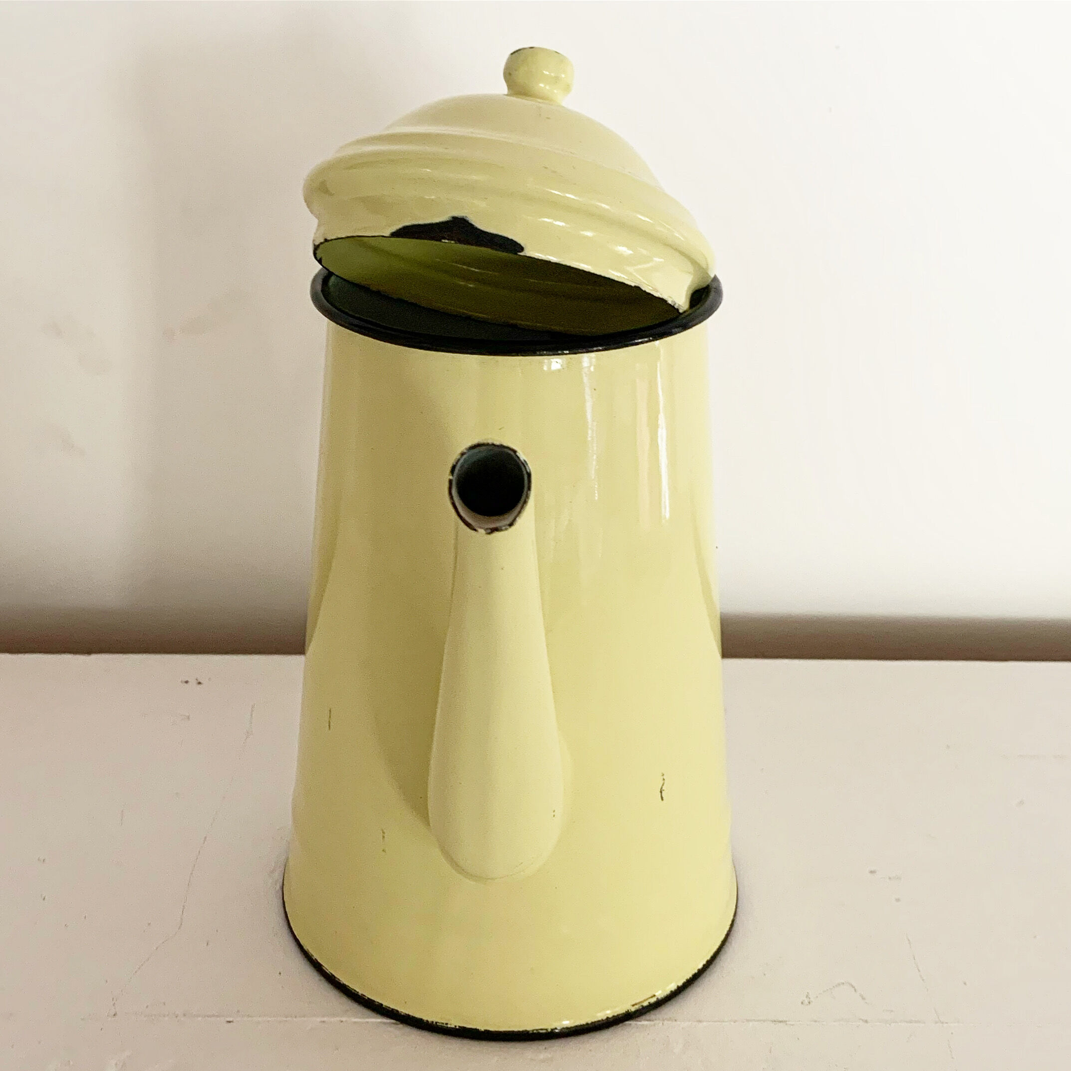Vintage yellow and black enamelled coffee maker