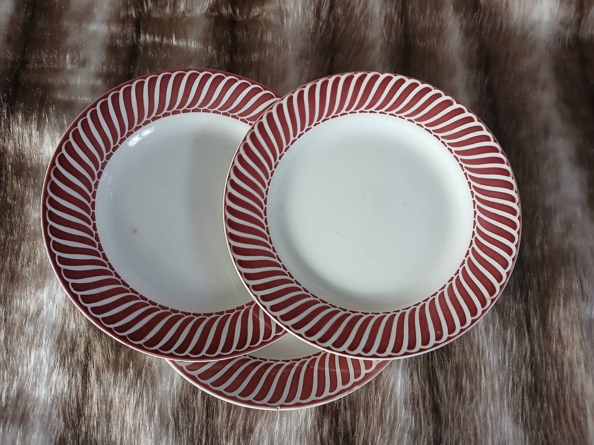 3 antique flat plates from Digoin and Sarreguemines