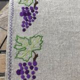 Set of 12 embroidered linen table sets