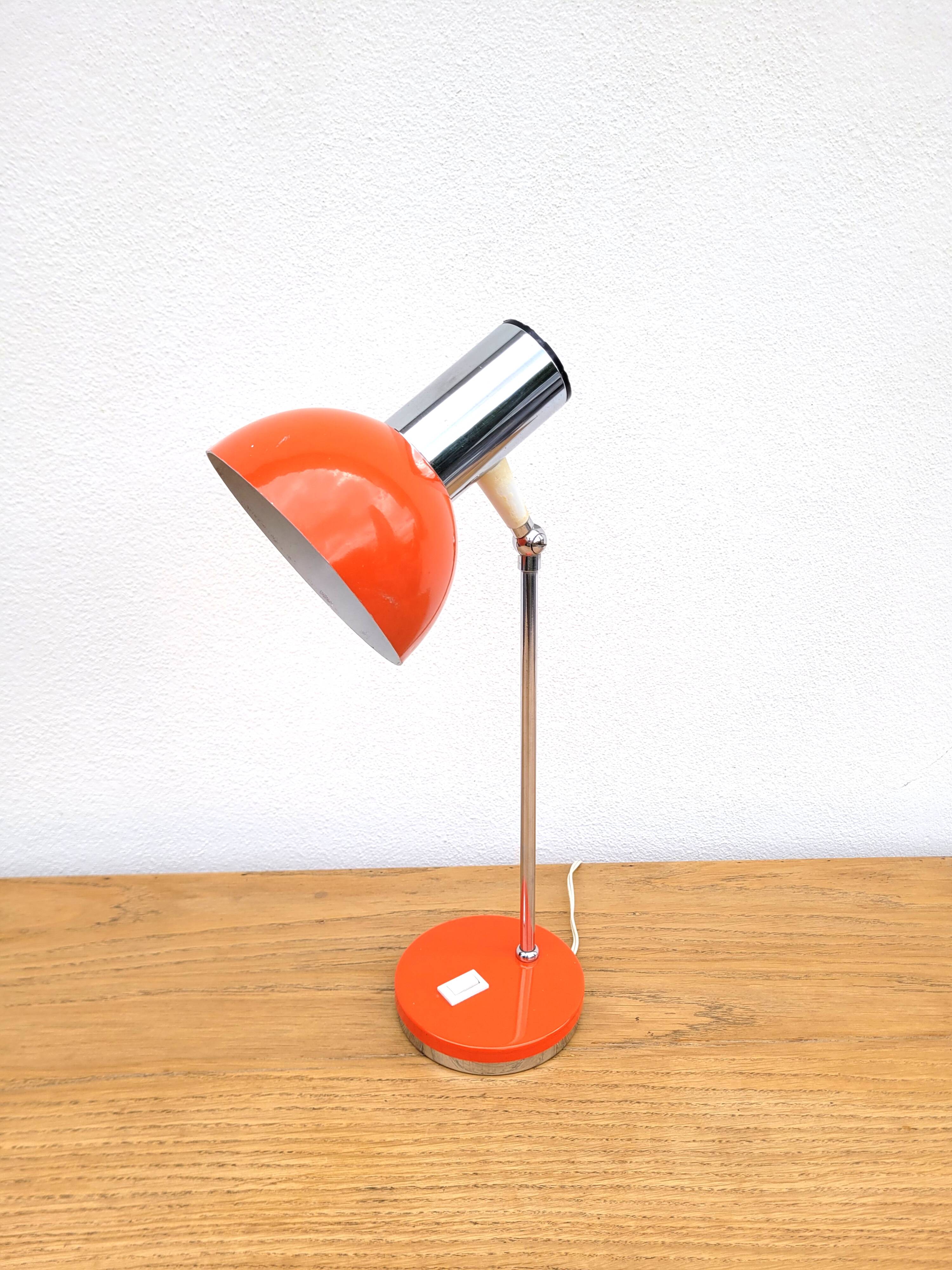 Lampe articulée orange et chrome 1970