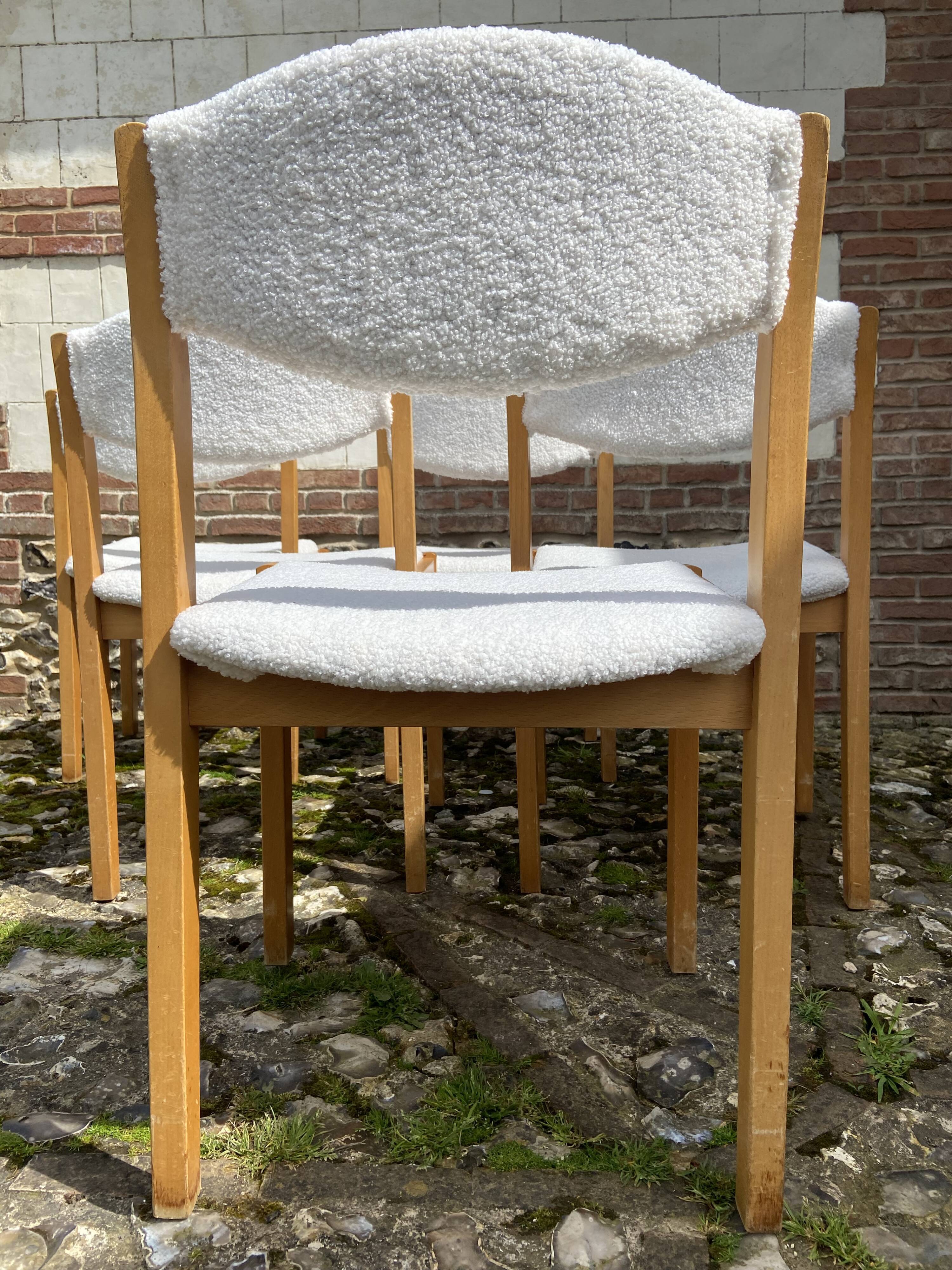 Six vintage 70s Baumann style chairs white buckle fabric