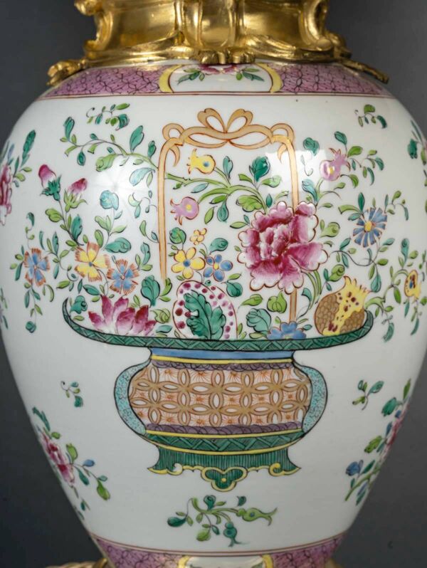 Lampe en Porcelaine de  Samson Style Famille Rose XIXème Siècle