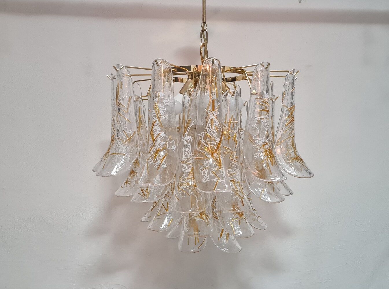 Murano petal tulipano chandelier