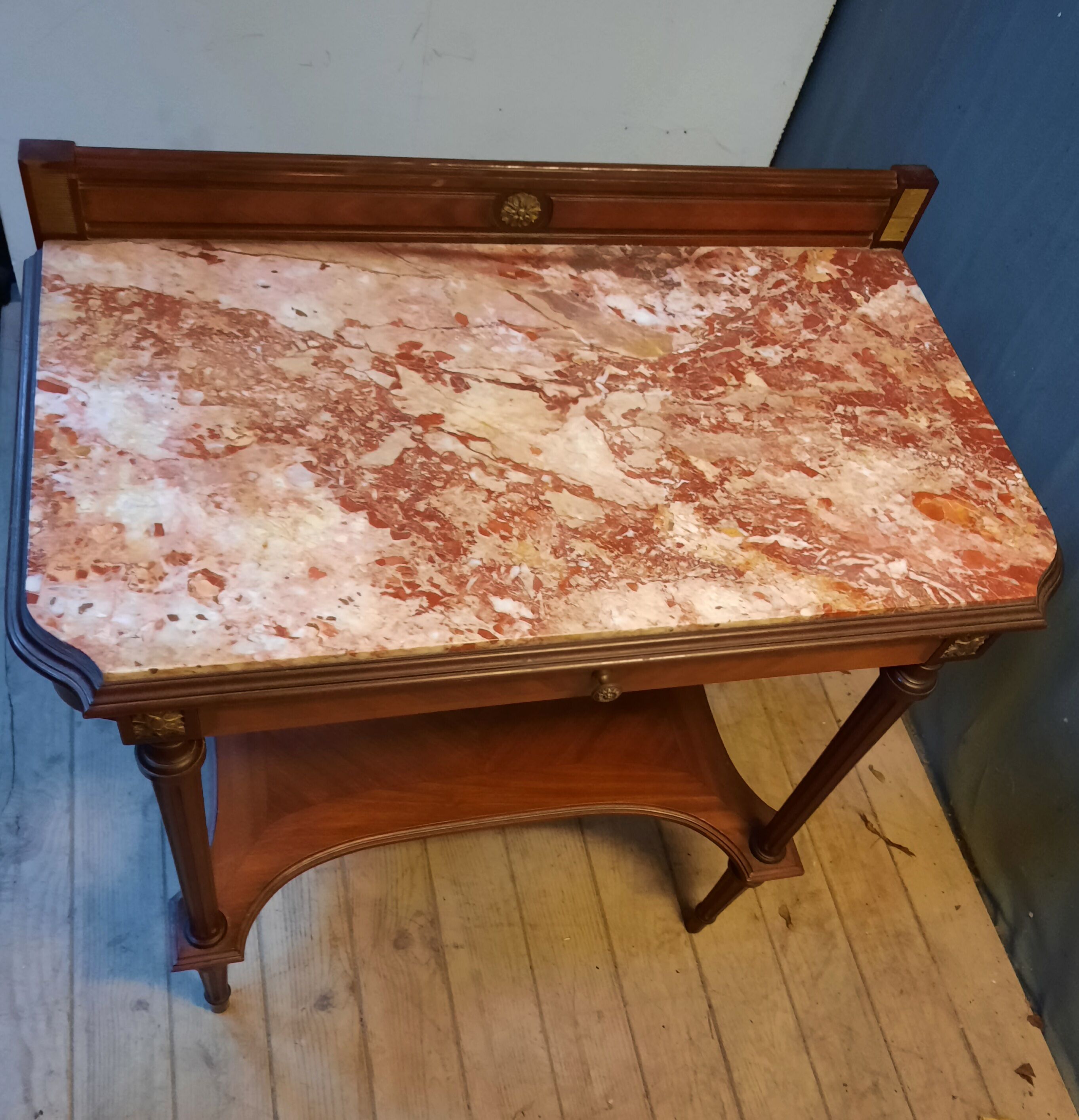 Console style Louis XVI